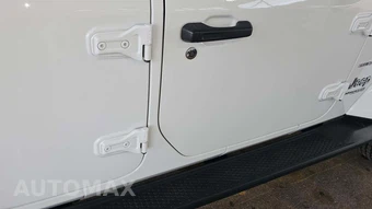 2019 Jeep Wrangler Unlimited Sahara - miniatura 23