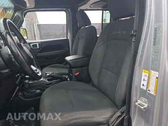 2019 Jeep Wrangler Unlimited Sahara - miniatura 3