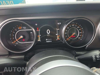 2019 Jeep Wrangler Unlimited Sahara - miniatura 6
