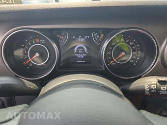 2019 Jeep Wrangler Unlimited Sport S - miniatura 6