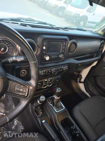 2019 Jeep Wrangler Unlimited Sport S - miniatura 11