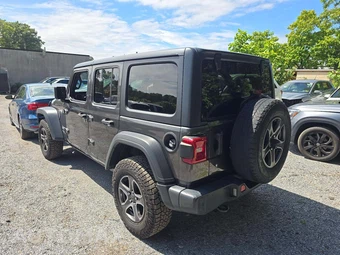 2019 Jeep Wrangler Unlimited Sport S - miniatura 2