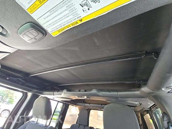 2019 Jeep Wrangler Unlimited Sport S - miniatura 11