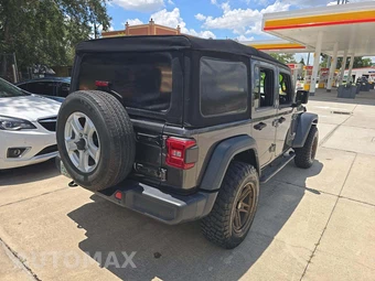 2019 Jeep Wrangler Unlimited Sport S - miniatura 3