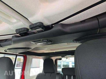 2019 Jeep Wrangler Unlimited Sport S - miniatura 12