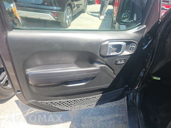 2019 Jeep Wrangler Unlimited Sport S - miniatura 9