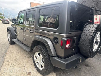 2019 Jeep Wrangler Unlimited Sport S - miniatura 6
