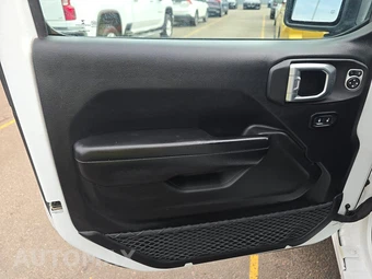 2019 Jeep Wrangler Unlimited Sport S - miniatura 9