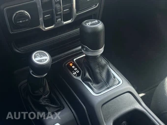 2019 Jeep Wrangler Unlimited Sport S - miniatura 17
