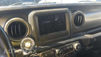 2019 Jeep Wrangler Unlimited Sport S - miniatura 30