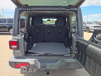 2019 Jeep Wrangler Unlimited Sport S - miniatura 11