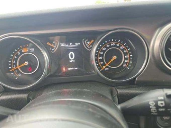 2019 Jeep Wrangler Unlimited Sport S - miniatura 10