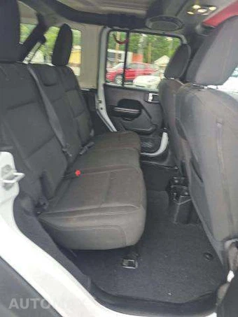 2019 Jeep Wrangler Unlimited Sport S - miniatura 17