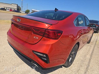 2019 Kia Forte EX - miniatura 4