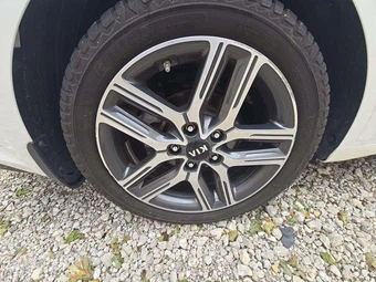 2019 Kia Forte EX – miniatura 21