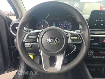 2019 Kia Forte FE – miniatura 10