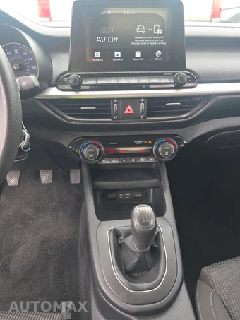 2019 Kia Forte FE – miniatura 11