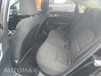 2019 Kia Forte FE – miniatura 13