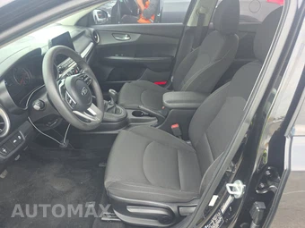 2019 Kia Forte FE – miniatura 7
