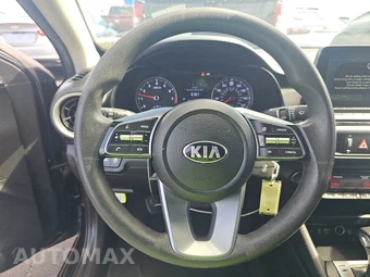 2019 Kia Forte FE – miniatura 10