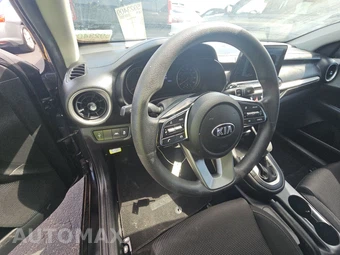2019 Kia Forte FE – miniatura 11
