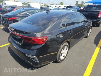 2019 Kia Forte FE – miniatura 4