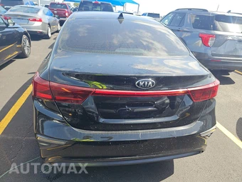 2019 Kia Forte FE – miniatura 5