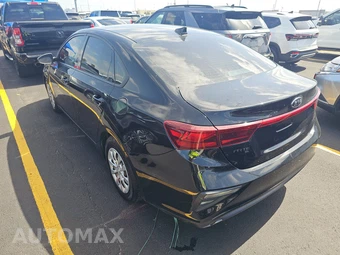 2019 Kia Forte FE – miniatura 6