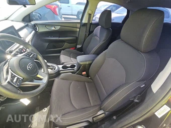 2019 Kia Forte FE – miniatura 7
