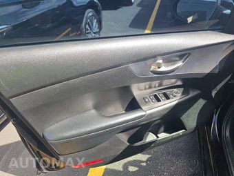 2019 Kia Forte FE – miniatura 9