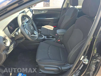 2019 Kia Forte FE – miniatura 6