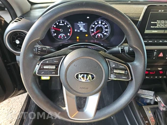 2019 Kia Forte LXS – miniatura 10