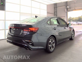 2019 Kia Forte LXS - miniatura 4