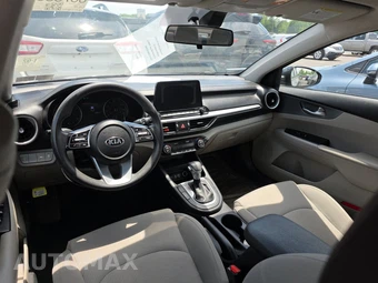 2019 Kia Forte LXS – miniatura 11