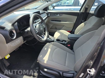 2019 Kia Forte LXS – miniatura 7
