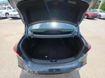 2019 Kia Forte LXS - miniatura 14