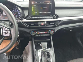 2019 Kia Forte LXS - miniatura 7