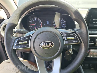 2019 Kia Forte LXS – miniatura 10