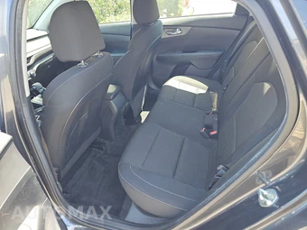 2019 Kia Forte LXS – miniatura 13