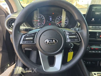 2019 Kia Forte LXS - miniatura 10