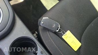 2019 Kia Forte LXS - miniatura 17