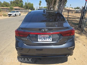 2019 Kia Forte LXS - miniatura 5