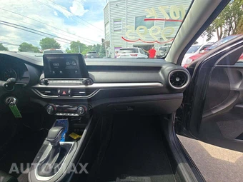 2019 Kia Forte LXS – miniatura 19