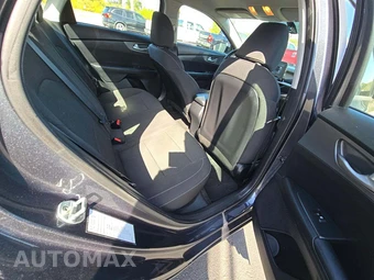 2019 Kia Forte LXS - miniatura 16