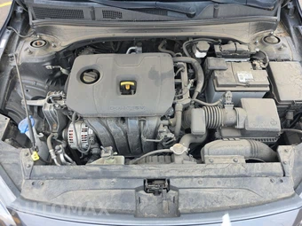 2019 Kia Forte LXS - miniatura 15