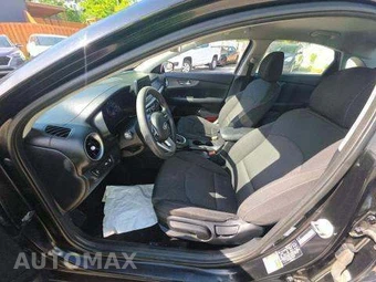 2019 Kia Forte LXS – miniatura 7
