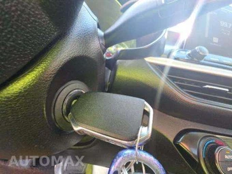 2019 Kia Forte LXS – miniatura 9