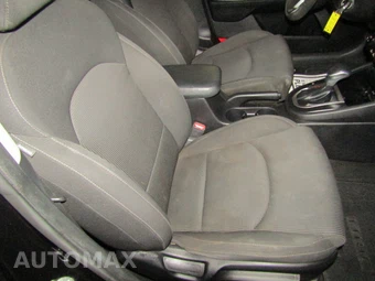 2019 Kia Forte LXS – miniatura 16