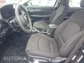 2019 Kia Forte LXS – miniatura 7
