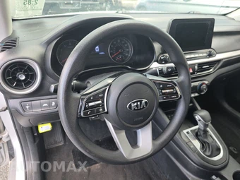 2019 Kia Forte LXS – miniatura 10